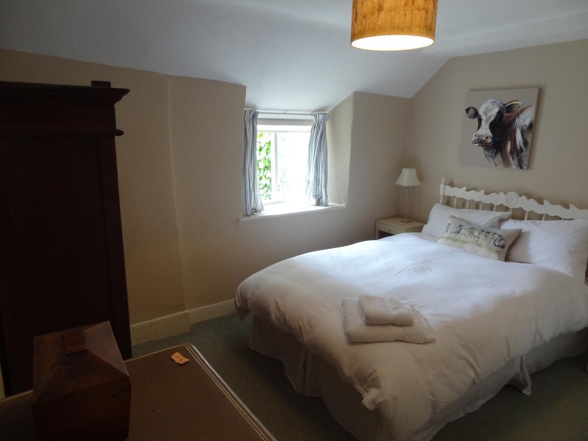 Huxham Farmhouse Bed & Breakfast East Pennard Dış mekan fotoğraf