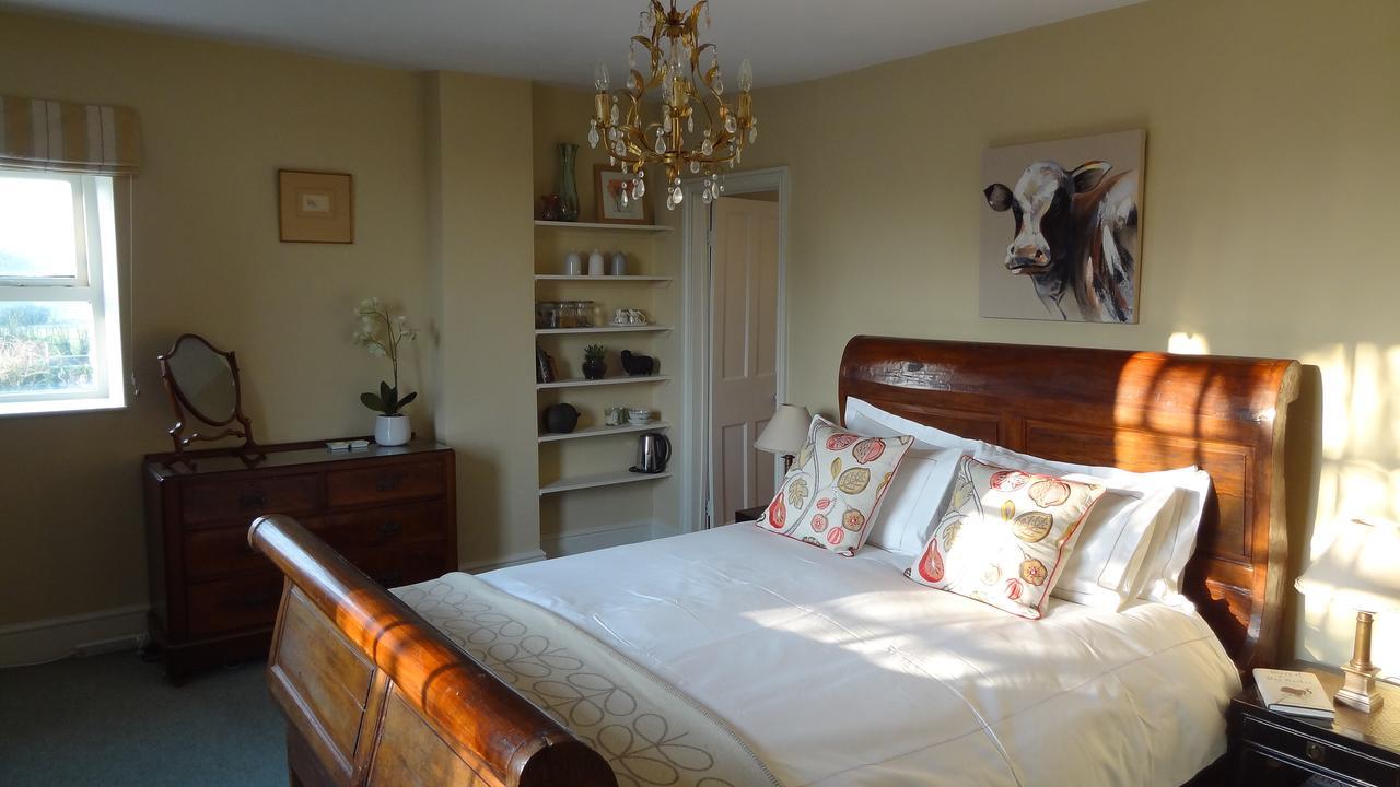 Huxham Farmhouse Bed & Breakfast East Pennard Dış mekan fotoğraf