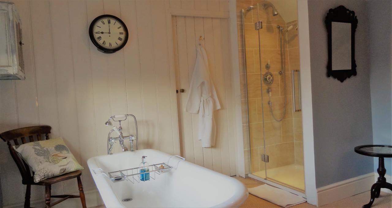 Huxham Farmhouse Bed & Breakfast East Pennard Dış mekan fotoğraf