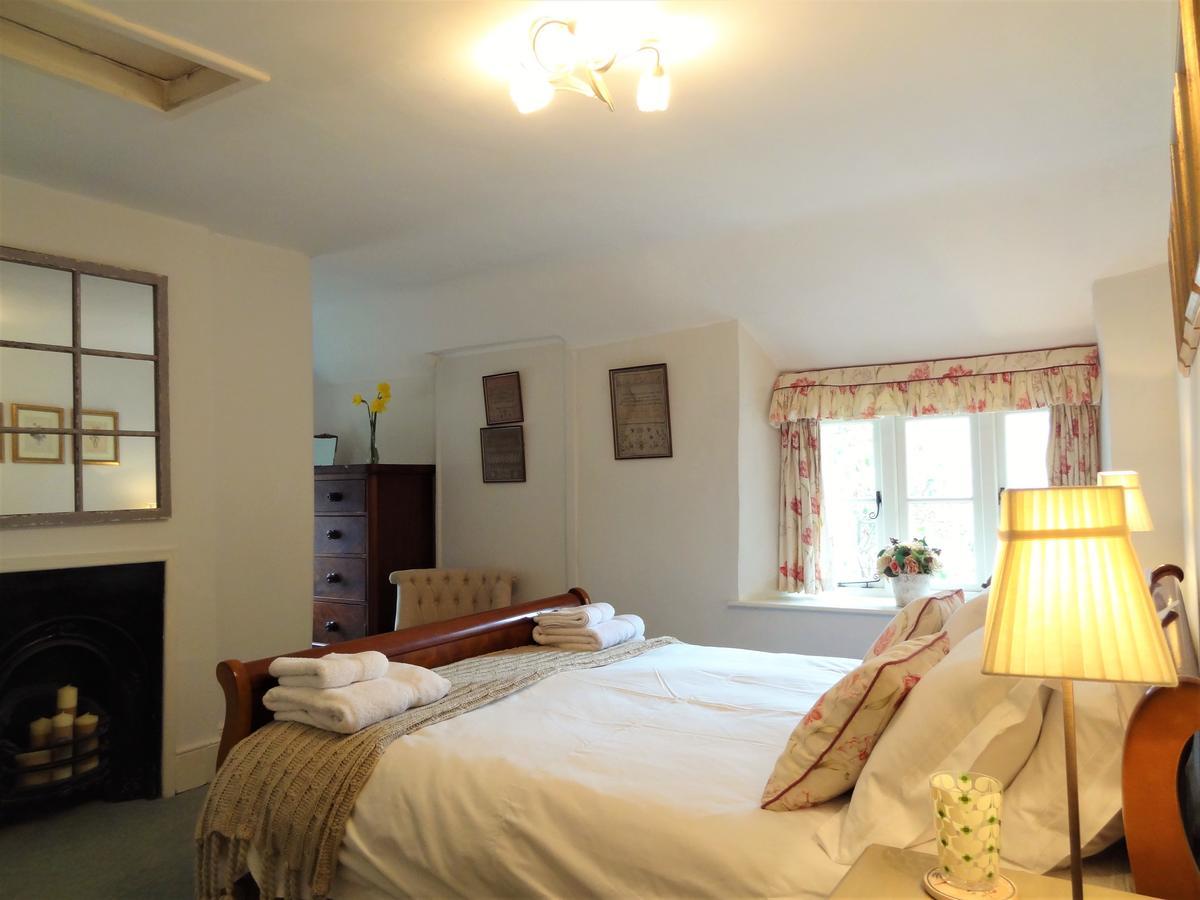 Huxham Farmhouse Bed & Breakfast East Pennard Dış mekan fotoğraf