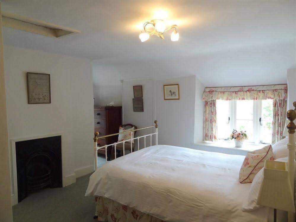 Huxham Farmhouse Bed & Breakfast East Pennard Dış mekan fotoğraf