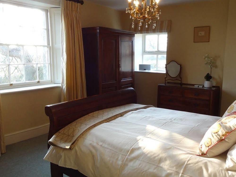 Huxham Farmhouse Bed & Breakfast East Pennard Dış mekan fotoğraf